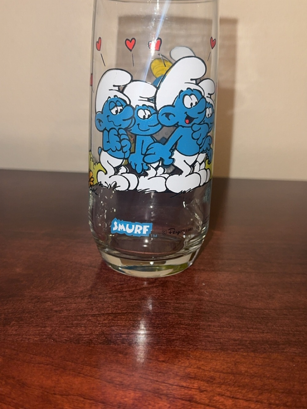 Vintage 1982 Smurfette & Smurfs Drinking Glass – Peyo Collectible
